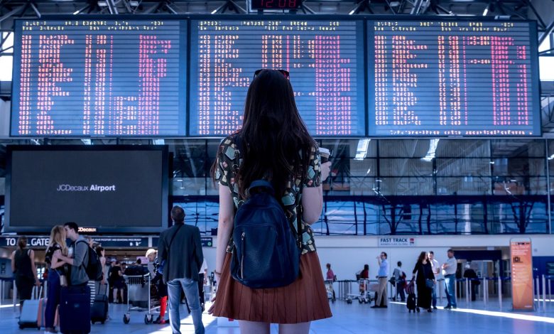 airport woman flight boarding 2373727